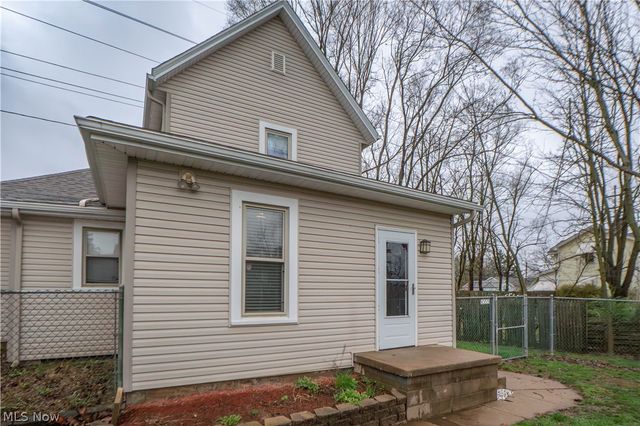 104 12th Street NW, Massillon, OH 44647