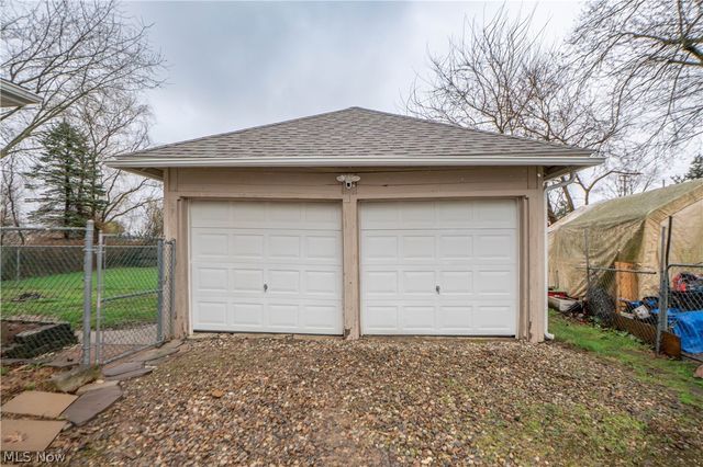 104 12th Street NW, Massillon, OH 44647