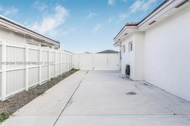 15961 SW 307th Ter, Homestead, FL 33033