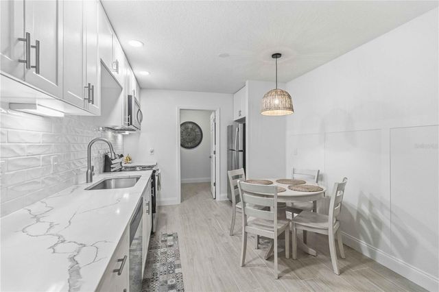 4237 66TH STREET CIRCLE W S-4237, Bradenton, FL 34209