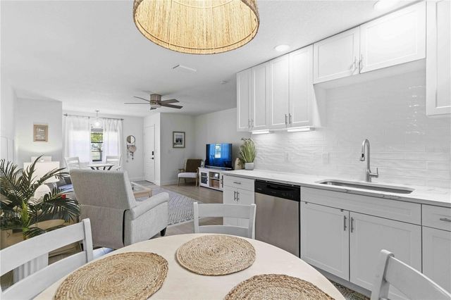 4237 66TH STREET CIRCLE W S-4237, Bradenton, FL 34209