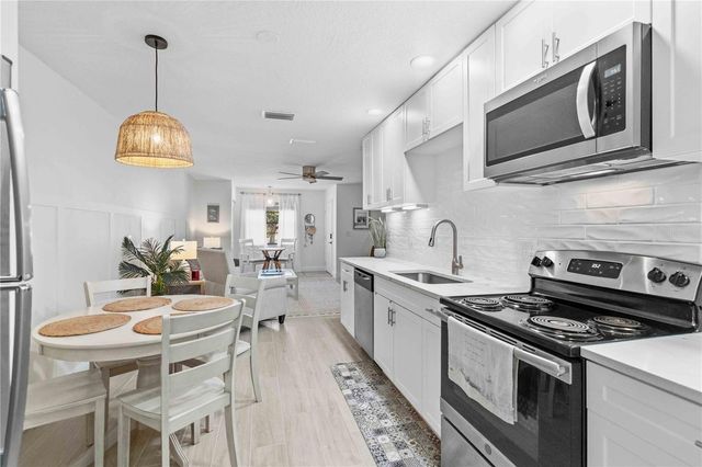 4237 66TH STREET CIRCLE W S-4237, Bradenton, FL 34209