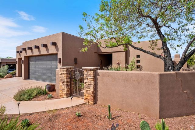 2329 N COHONINA TRL, St. George, UT 84770