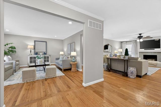706 Clayworth Drive, Ballwin, MO 63011