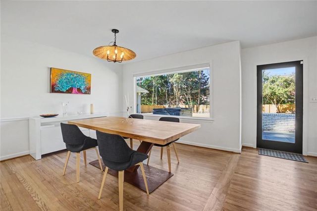 7330 Hunters Branch Drive NE, Sandy Springs, GA 30328