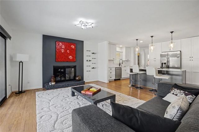 7330 Hunters Branch Drive NE, Sandy Springs, GA 30328