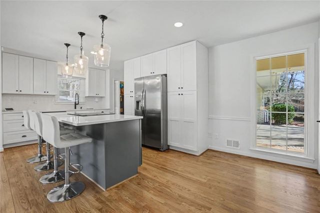 7330 Hunters Branch Drive NE, Sandy Springs, GA 30328