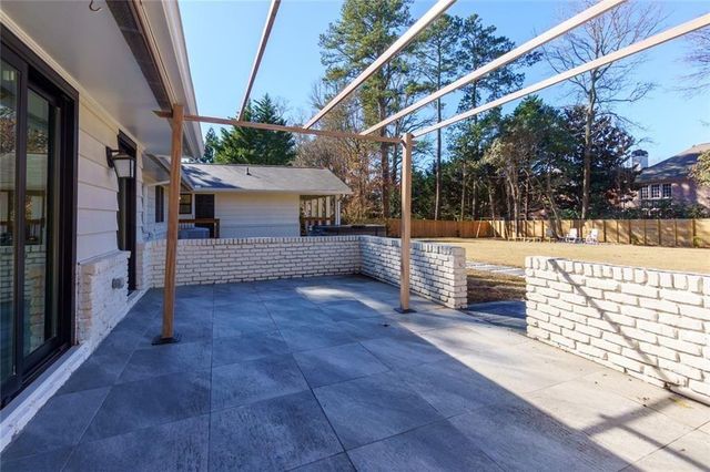 7330 Hunters Branch Drive NE, Sandy Springs, GA 30328