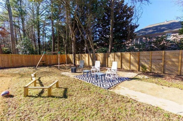 7330 Hunters Branch Drive NE, Sandy Springs, GA 30328