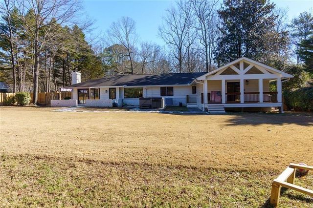 7330 Hunters Branch Drive NE, Sandy Springs, GA 30328