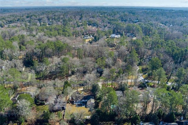 7330 Hunters Branch Drive NE, Sandy Springs, GA 30328