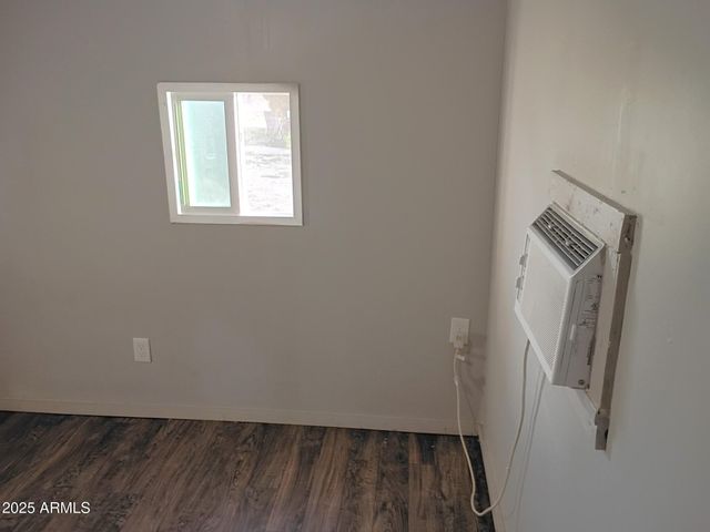 21030 N 24th Avenue, Phoenix, AZ 85027