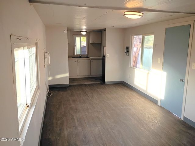 21030 N 24th Avenue, Phoenix, AZ 85027