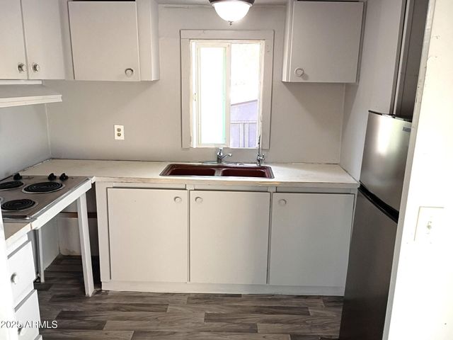21030 N 24th Avenue, Phoenix, AZ 85027