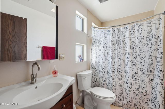 716 Wakefield Court, El Paso, TX 79922