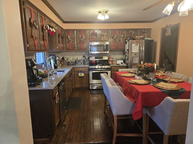 5457 W 108th Place, Oak Lawn, IL 60453