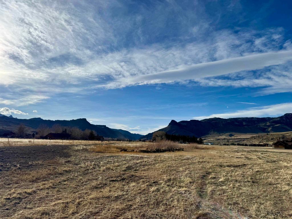 74 Big Creek Dr, Cody, WY 82414 photo 10