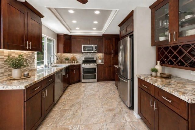 25452 Esrose Court, Lake Forest, CA 92630