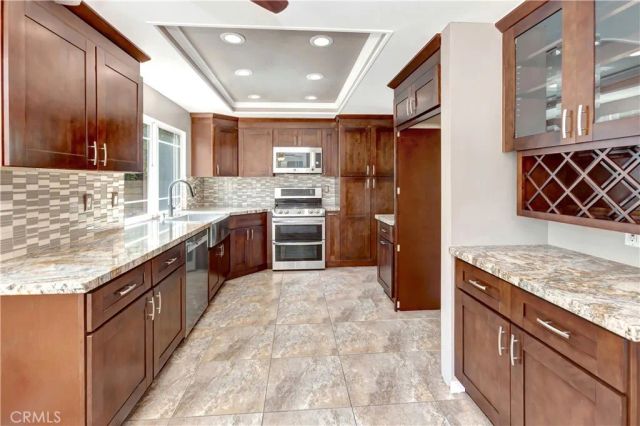 25452 Esrose Court, Lake Forest, CA 92630