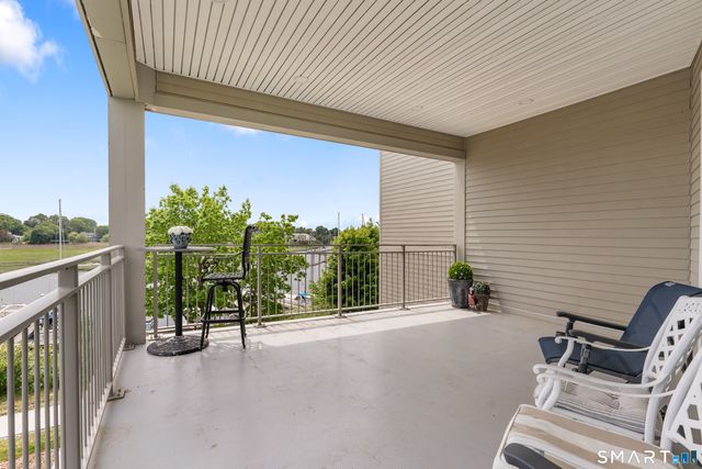 60 Maple Street 32, Branford, CT 06405