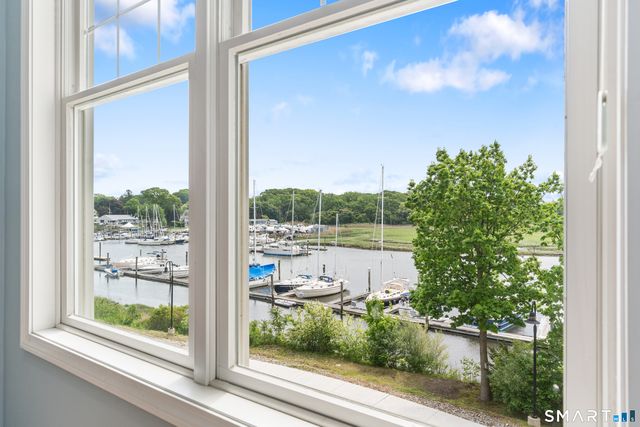 60 Maple Street 32, Branford, CT 06405