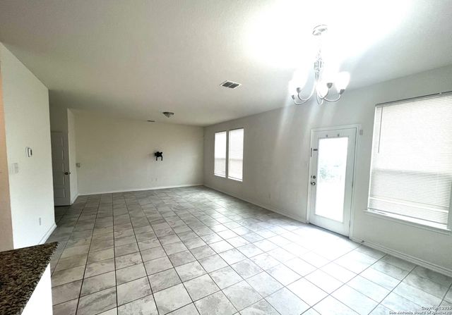 3131 Mission Gate, San Antonio, TX 78224
