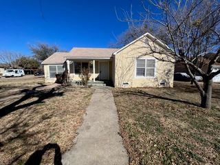 2242 S 19th Street S, Abilene, TX 79605