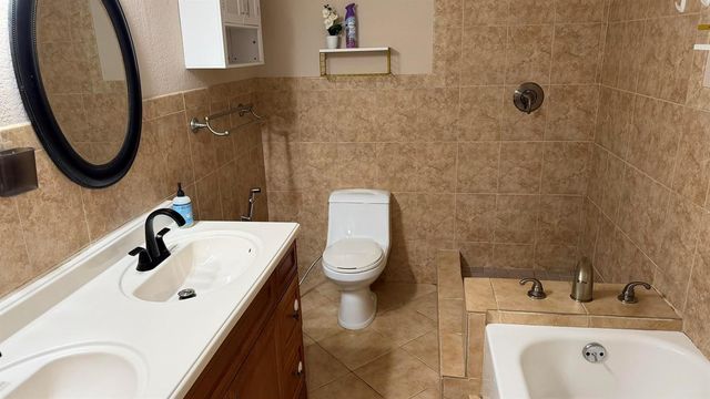 1114 NW 79th Drive, Plantation, FL 33322