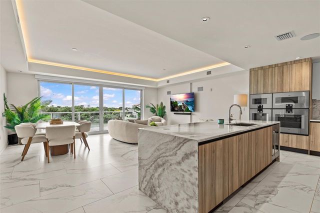1020 SUNSET POINT ROAD 310, Clearwater, FL 33755