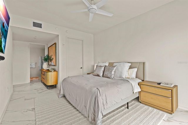 1020 SUNSET POINT ROAD 310, Clearwater, FL 33755