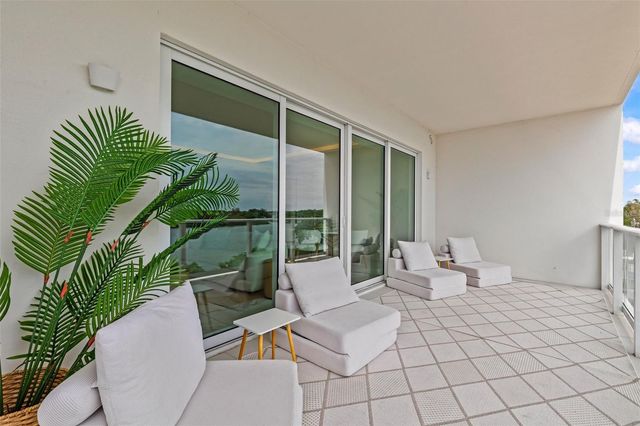 1020 SUNSET POINT ROAD 310, Clearwater, FL 33755