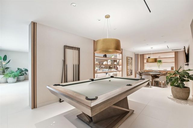 1020 SUNSET POINT ROAD 310, Clearwater, FL 33755