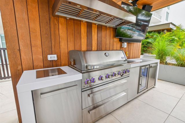 1020 SUNSET POINT ROAD 310, Clearwater, FL 33755