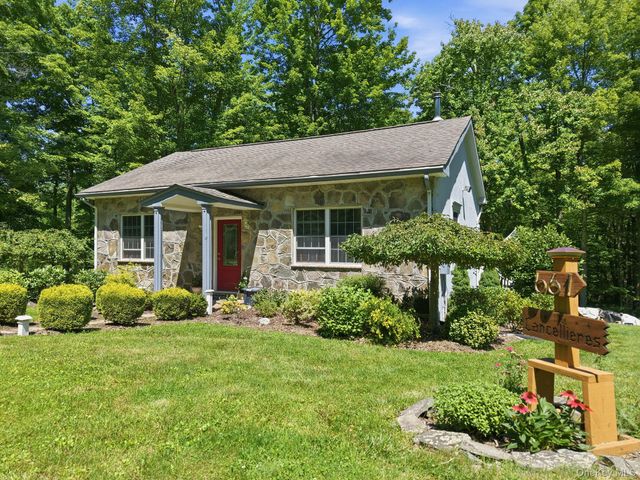 661 Oak Ridge Road, Ellenville, NY 12428