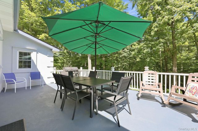 661 Oak Ridge Road, Ellenville, NY 12428