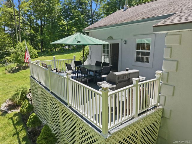 661 Oak Ridge Road, Ellenville, NY 12428