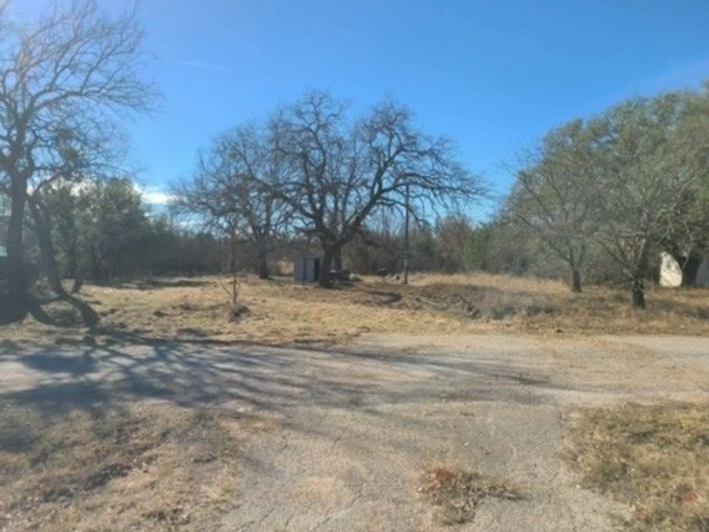 5616 Cold Water Trail, Granbury, TX 76048
