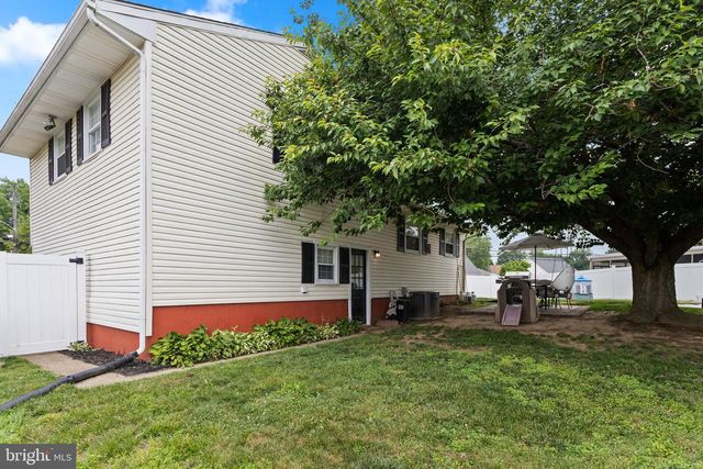 127 MIRY BROOK RD, Hamilton, NJ 08690