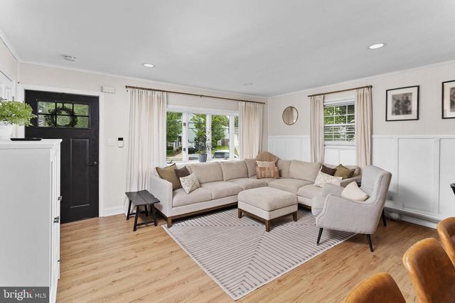 127 MIRY BROOK RD, Hamilton, NJ 08690