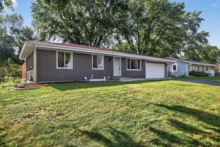 1042 Sibley Street S, Shakopee, MN 55379