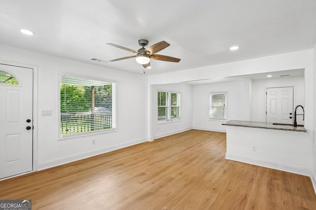 130 Stratford Drive NW, Atlanta, GA 30311