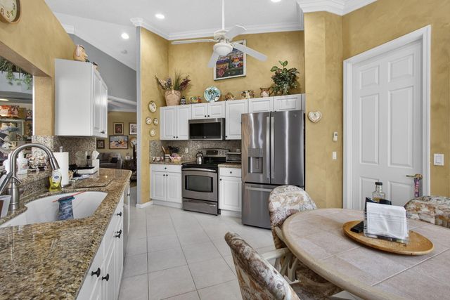 9146 Bay Point Circle, West Palm Beach, FL 33411