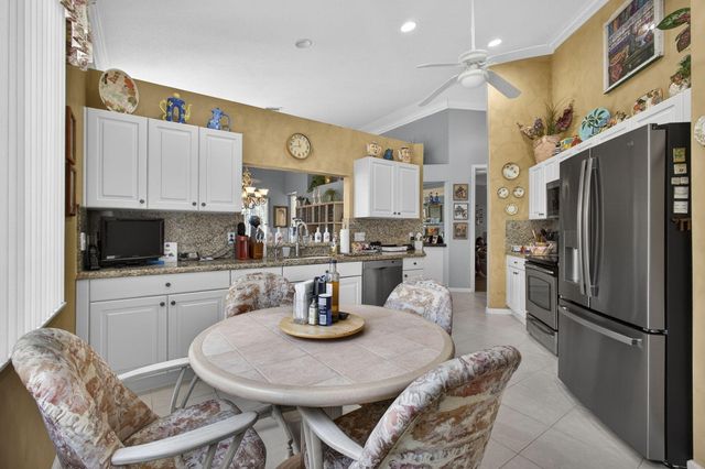 9146 Bay Point Circle, West Palm Beach, FL 33411