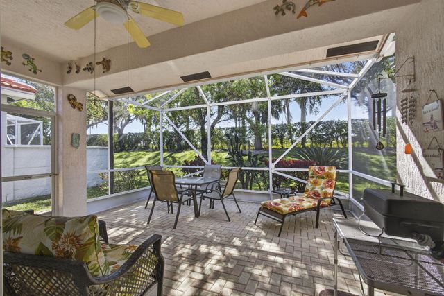 9146 Bay Point Circle, West Palm Beach, FL 33411