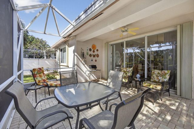 9146 Bay Point Circle, West Palm Beach, FL 33411