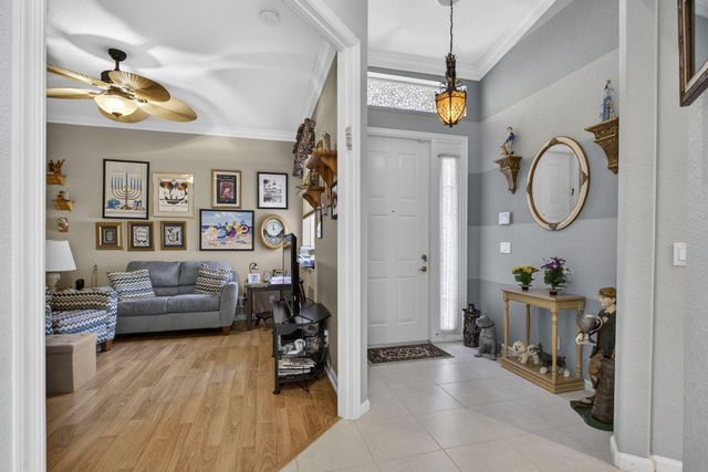 9146 Bay Point Circle, West Palm Beach, FL 33411