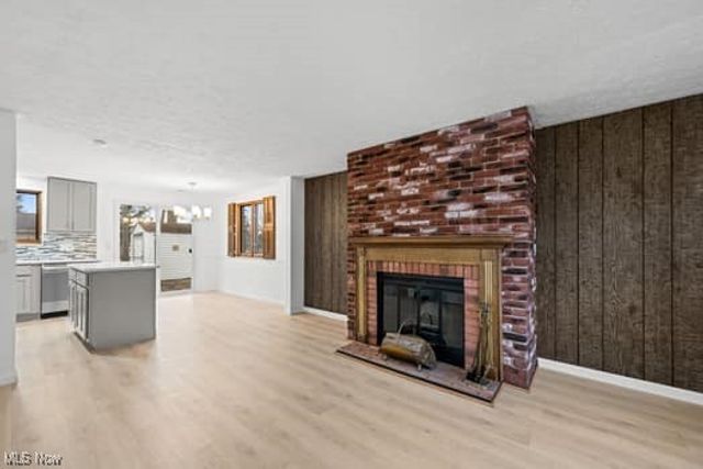 6006 Rosebelle Avenue, North Ridgeville, OH 44039