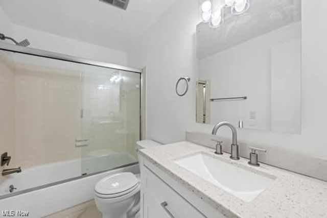 6006 Rosebelle Avenue, North Ridgeville, OH 44039