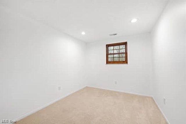 6006 Rosebelle Avenue, North Ridgeville, OH 44039