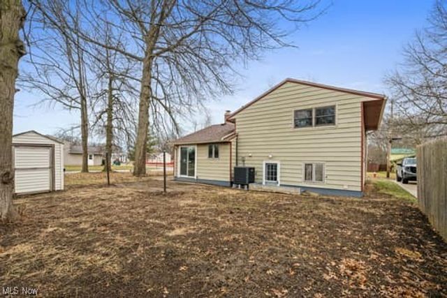 6006 Rosebelle Avenue, North Ridgeville, OH 44039